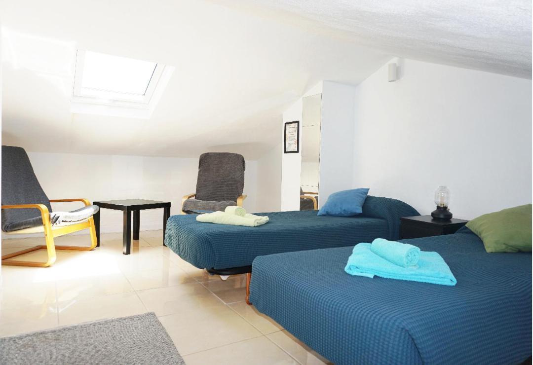 Casa La Sonrisa Shared House Hotel เอลเมดาโน ภายนอก รูปภาพ