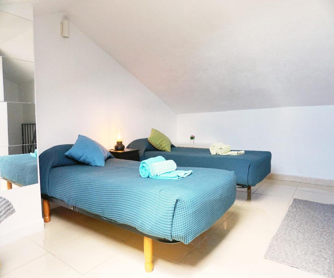 Casa La Sonrisa Shared House Hotel เอลเมดาโน ภายนอก รูปภาพ